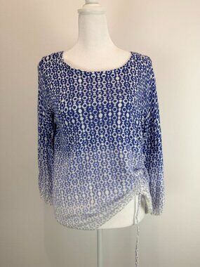 Chico’s Women’s Blue White Geometric Ruched Side Knit Top Size 0 Small